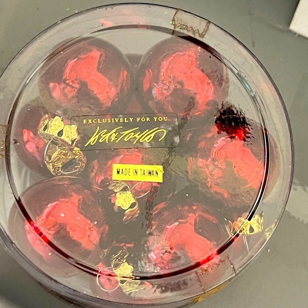 Lord & Taylor Holiday Christmas mini Glass Ornament